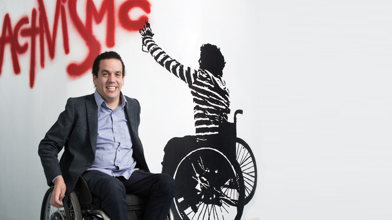 Juan Pablo acaba de lanzar en YouTube ‘El poseído’, una serie sobre los oscuros secretos de la política.