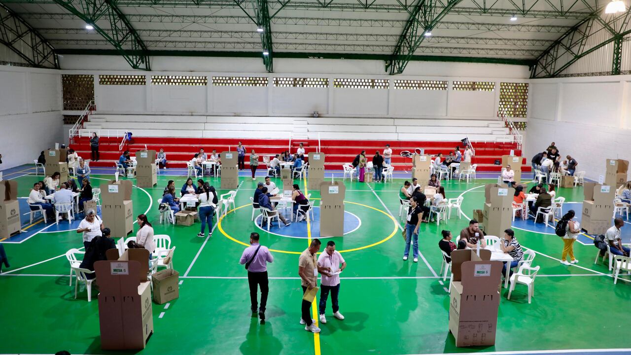 Se abren las urnas en el municipio de Venecia, en el departamento de Antioquia, para la elección de su nuevo alcalde.
