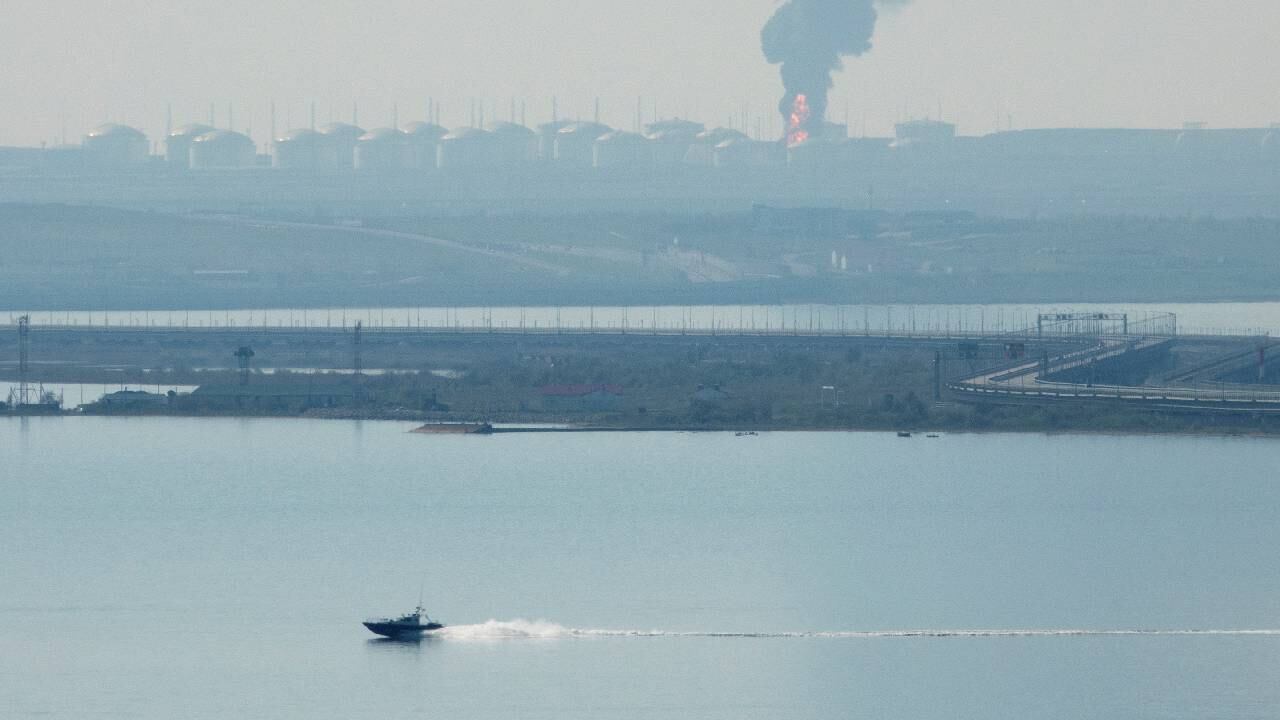 Archivo de panorama cerca del puente de Crimea.