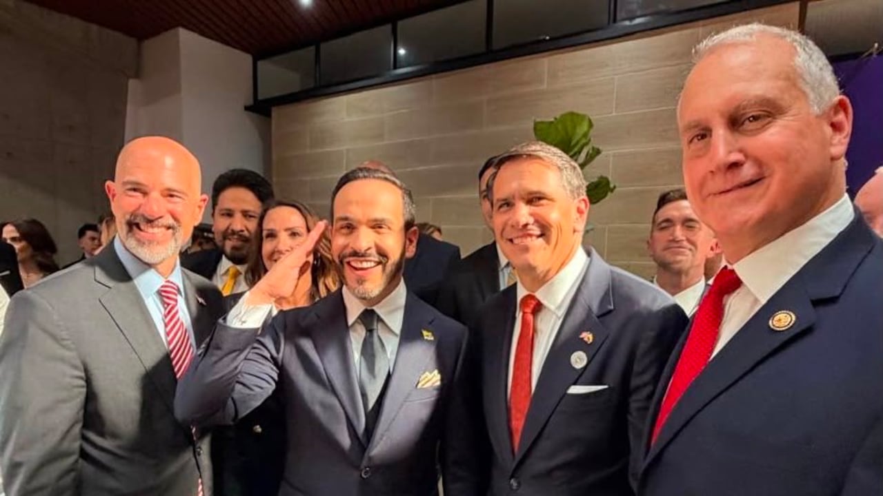 Amistoso mensaje de Todd Blanche para la nueva presidencia de Colombia.