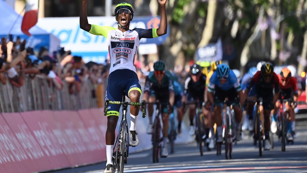 Biniam Girmay hace historia como el primer africano en el Giro de Italia