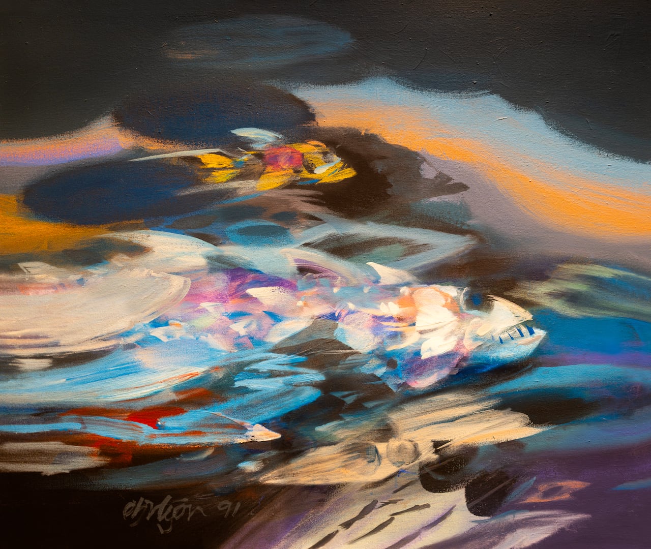 La fuerza del Caribe y el pulso de la naturaleza habitan en la serie “Dos barracudas” del maestro Alejandro Obregón (1920–1992), imagen oficial del XX Cartagena Festival de Música. En ella, el pintor revela su mirada profunda sobre el mar como origen y destino, como territorio donde conviven la belleza, la vida y su fragilidad.