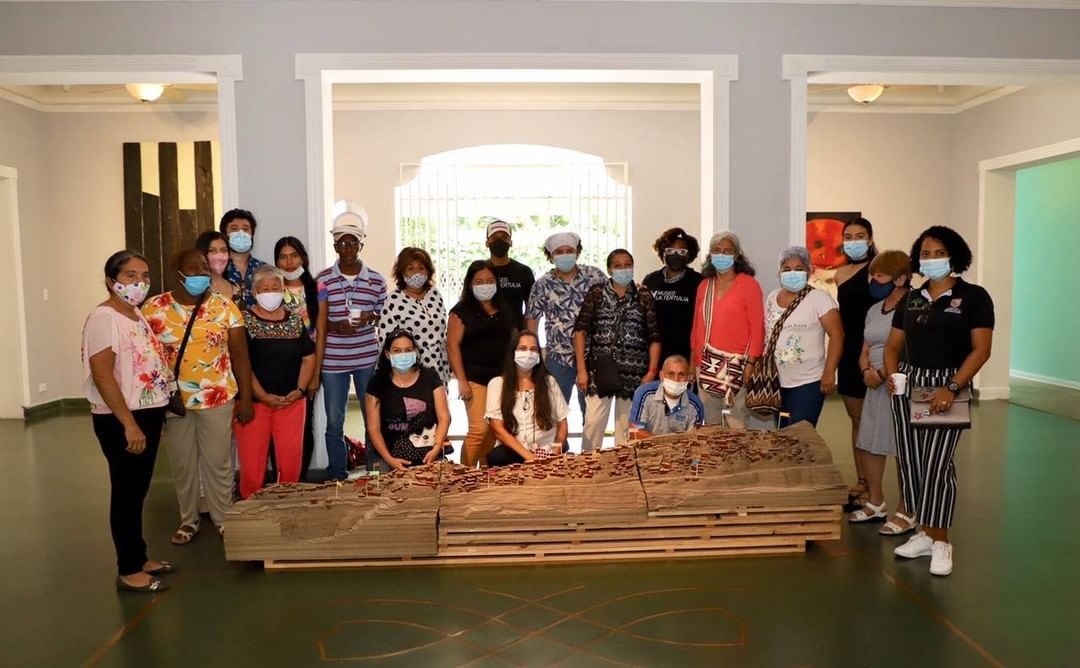 Imagen de la exposición Barrio adentro del Museo la Tertulia. Cortesía del museo.