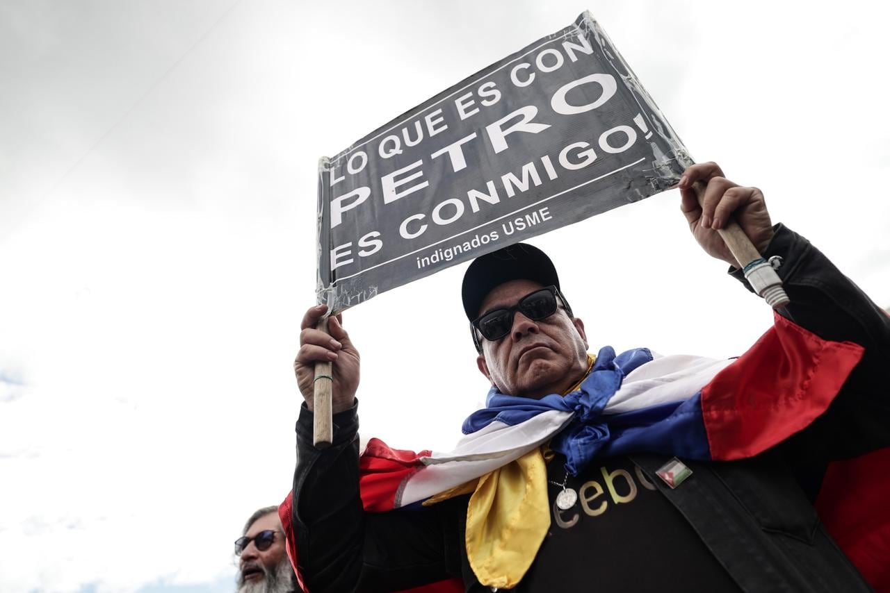 Marcha por la defensa del salario mínimo vital, apoyo al presidente Petro