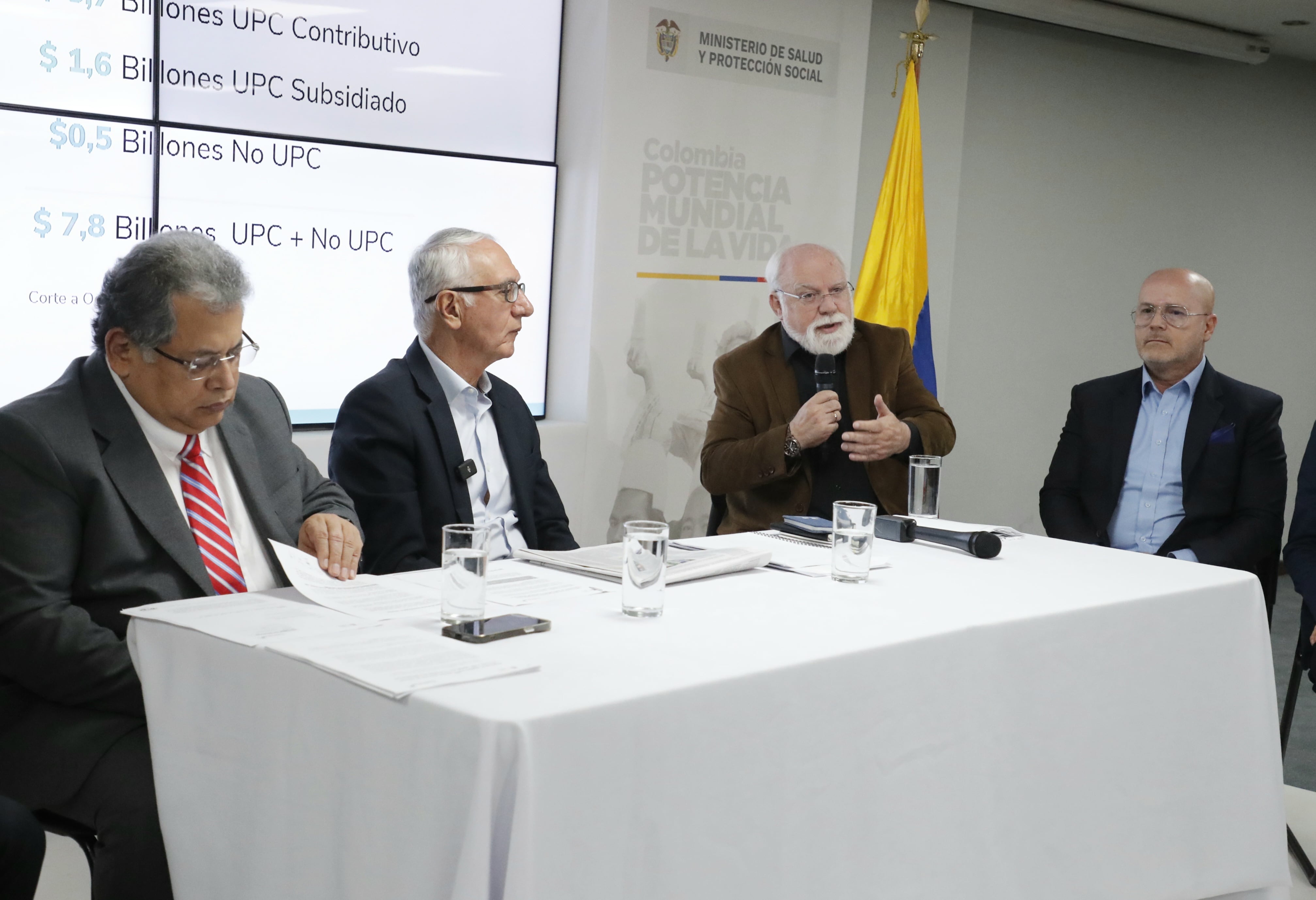 Félix León Martínez director de la ADRES
Ministro de Salud y Protección Social 
Guillermo Alfonso Jaramillo
Ulahy Beltrán  Superintendente Nacional de Salud