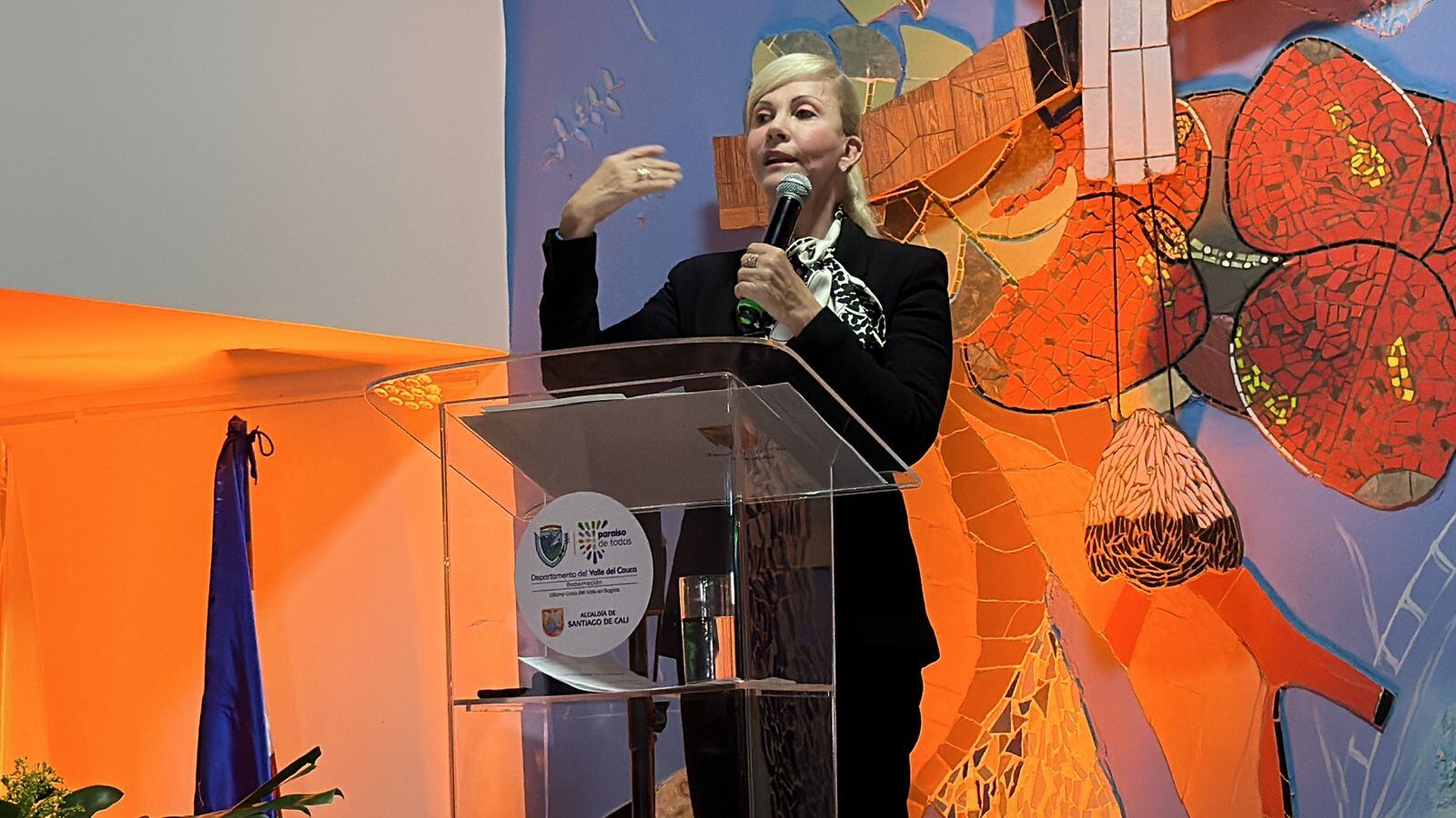 Gobernadora del Valle, Dilian Francisca Toro.