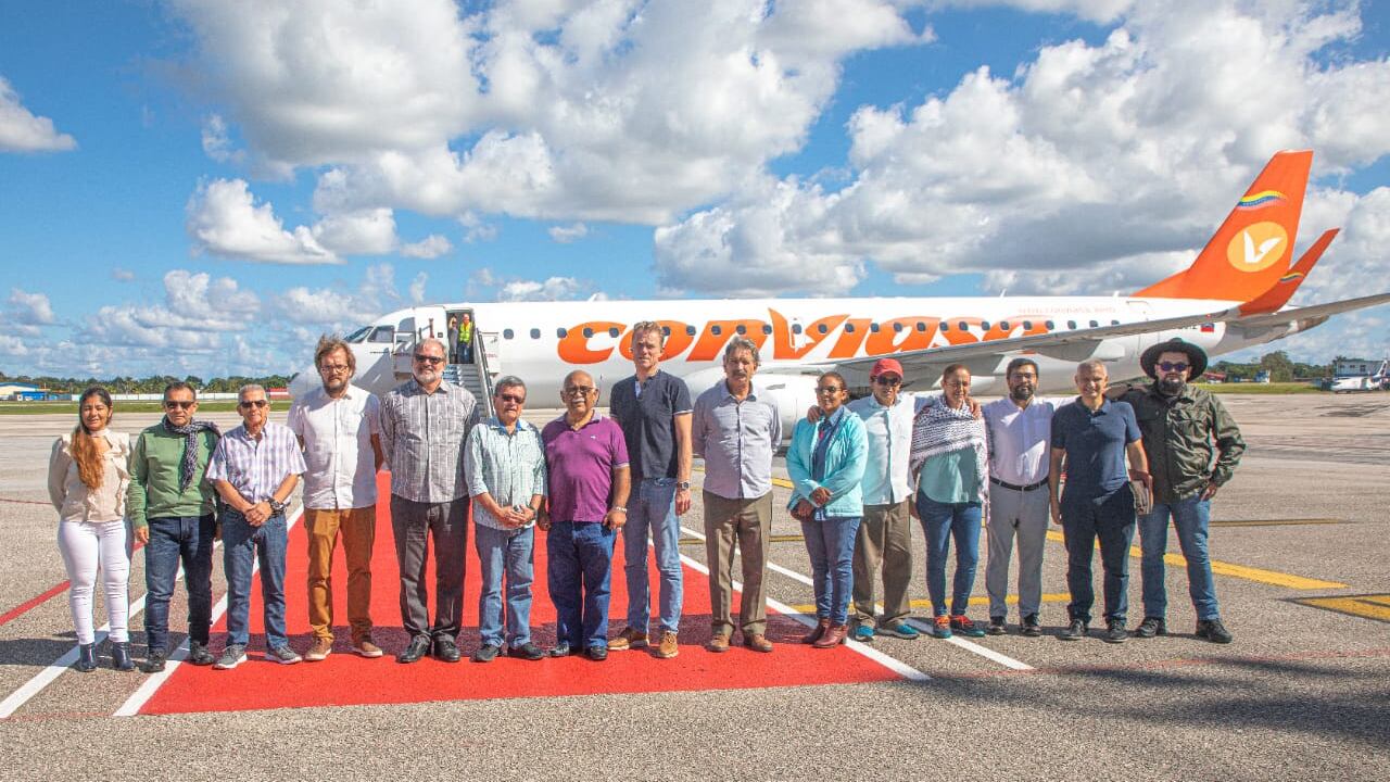 La delegación de paz del ELN que estuvo varios años en La Habana (Cuba).