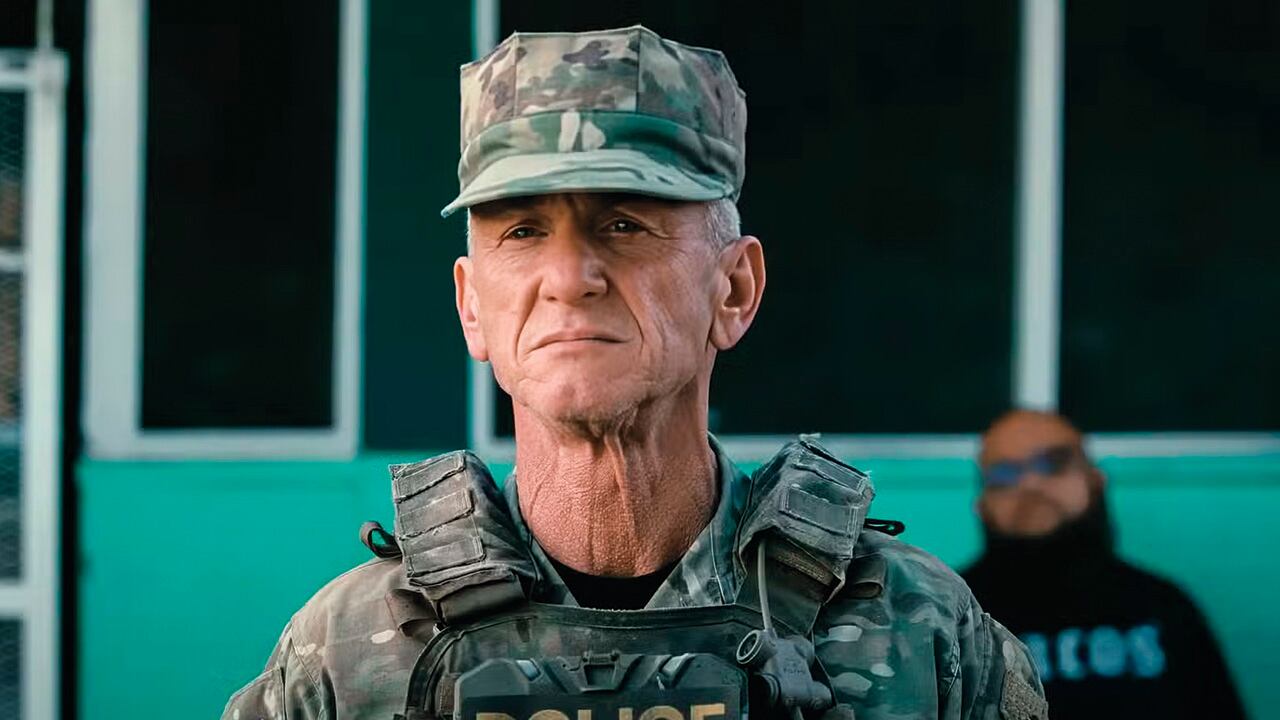 Sean Penn es el Lt. Lockjaw en 'OBAA'.