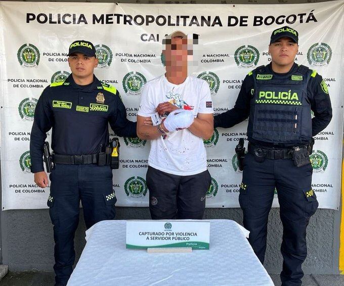 Hombre con la mano ensangrentada atacó a policías en Suba y fue arrestado