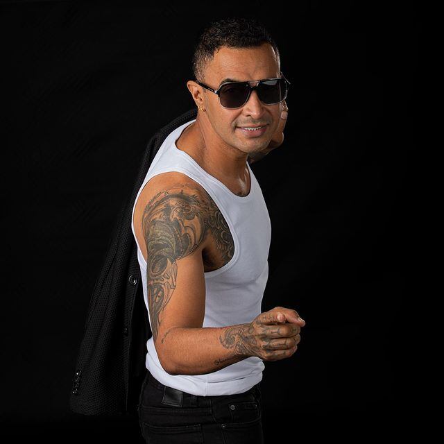 El cantante dejó saber que ya no puede ingerir alcohol como antes