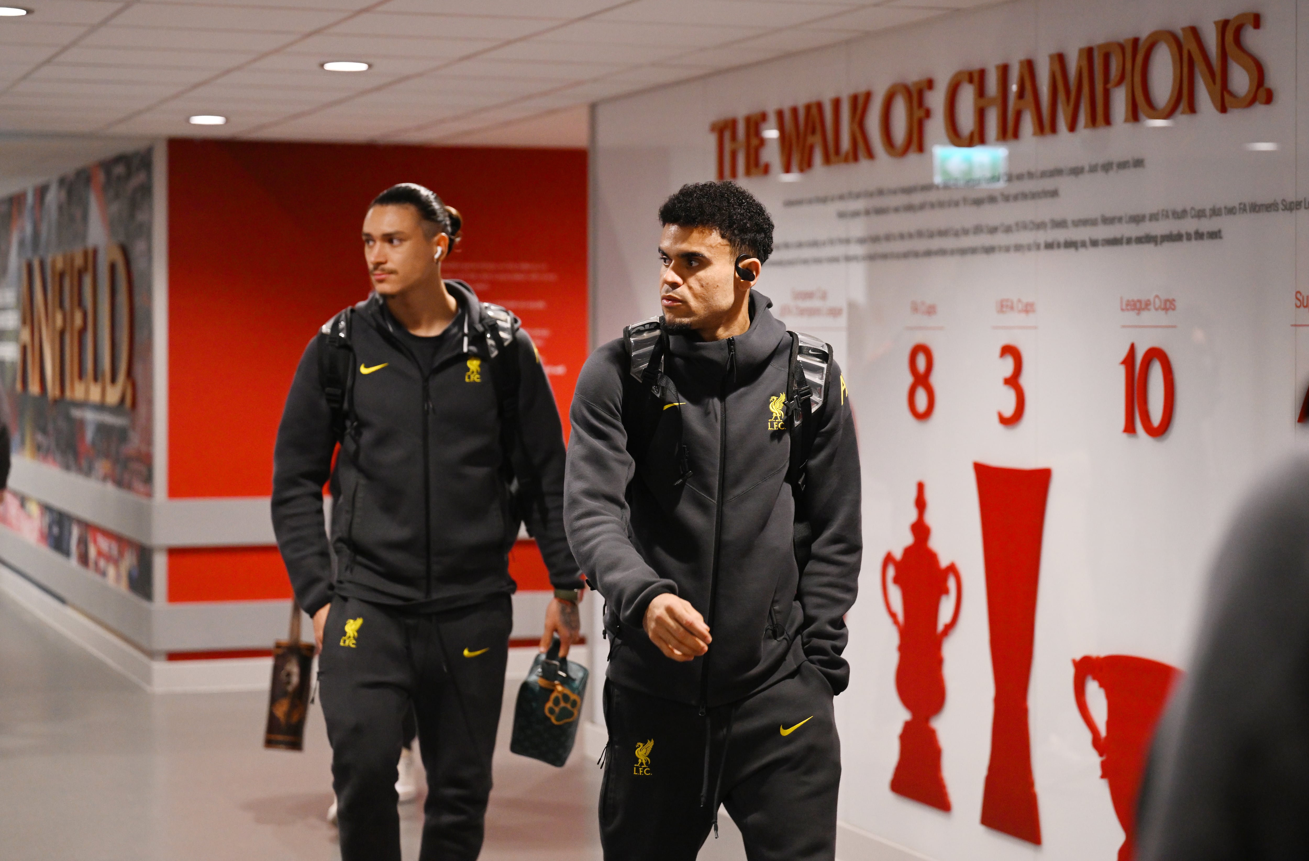 LIVERPOOL, ENGLAND - DECEMBER 26: (THE SUN OUT, THE SUN ON SUNDAY OUT) Liverpool) Darwin Nunez and Luis Diaz of Liverpool arrive at the stadium prior to the Premier League match between Liverpool FC and Leicester City FC at Anfield on December 26, 2024 in Liverpool, England. (Photo by Liverpool FC/Liverpool FC via Getty Images)
