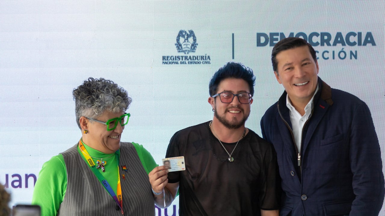 Categorías ‘no binario’ (NB) y ‘trans’ (T) fueron incluidas en el campo ‘sexo’ de registros civiles y todos los documentos de identidad