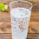 ¿Qué pasa en el cuerpo si se toma agua con vinagre y bicarbonato de sodio?