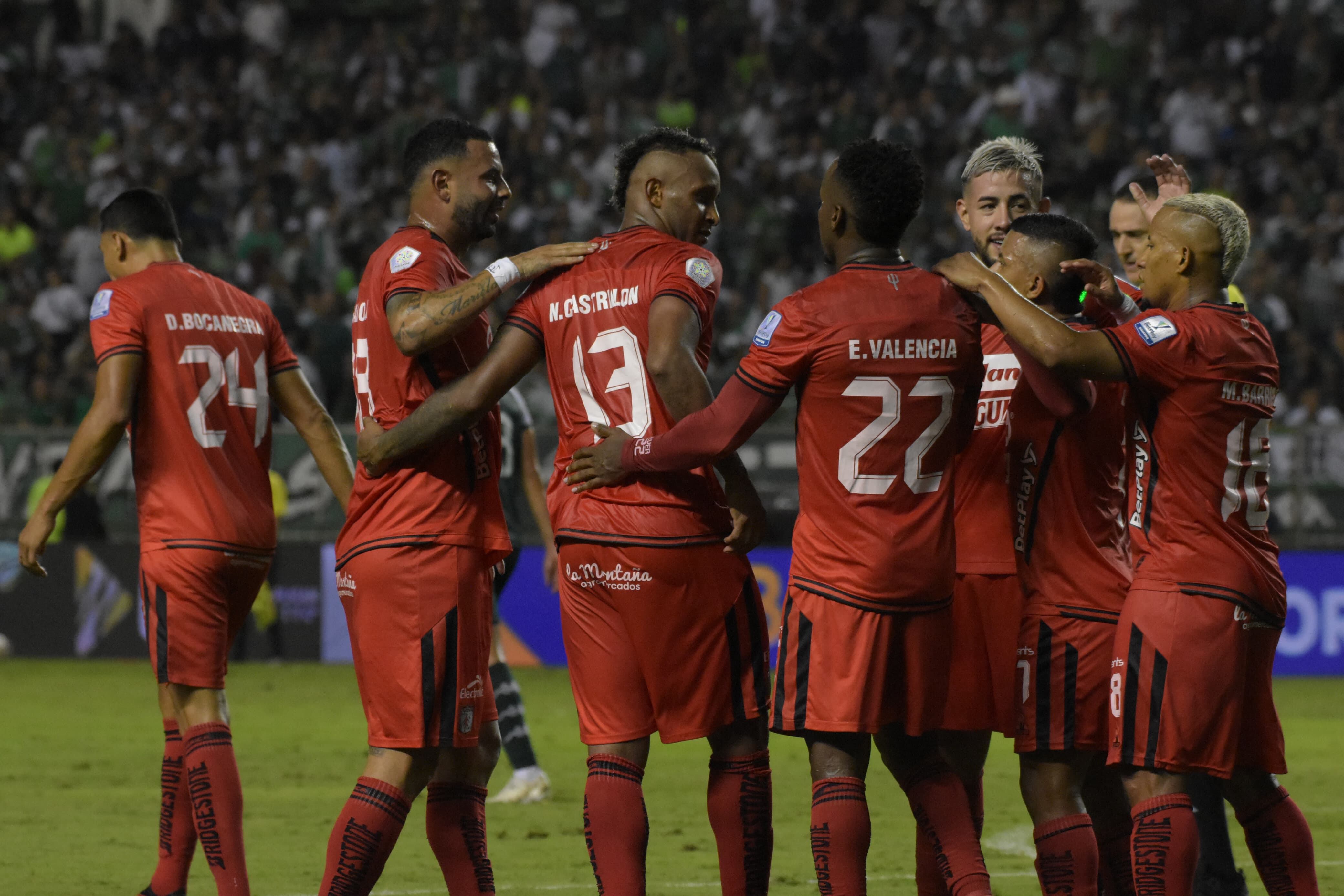 Deportivo Cali América en el estadio de Palmaseca