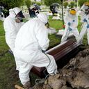 Entierro de persona muerta por covid en Zipaquirá. (AP Photo/Fernando Vergara)