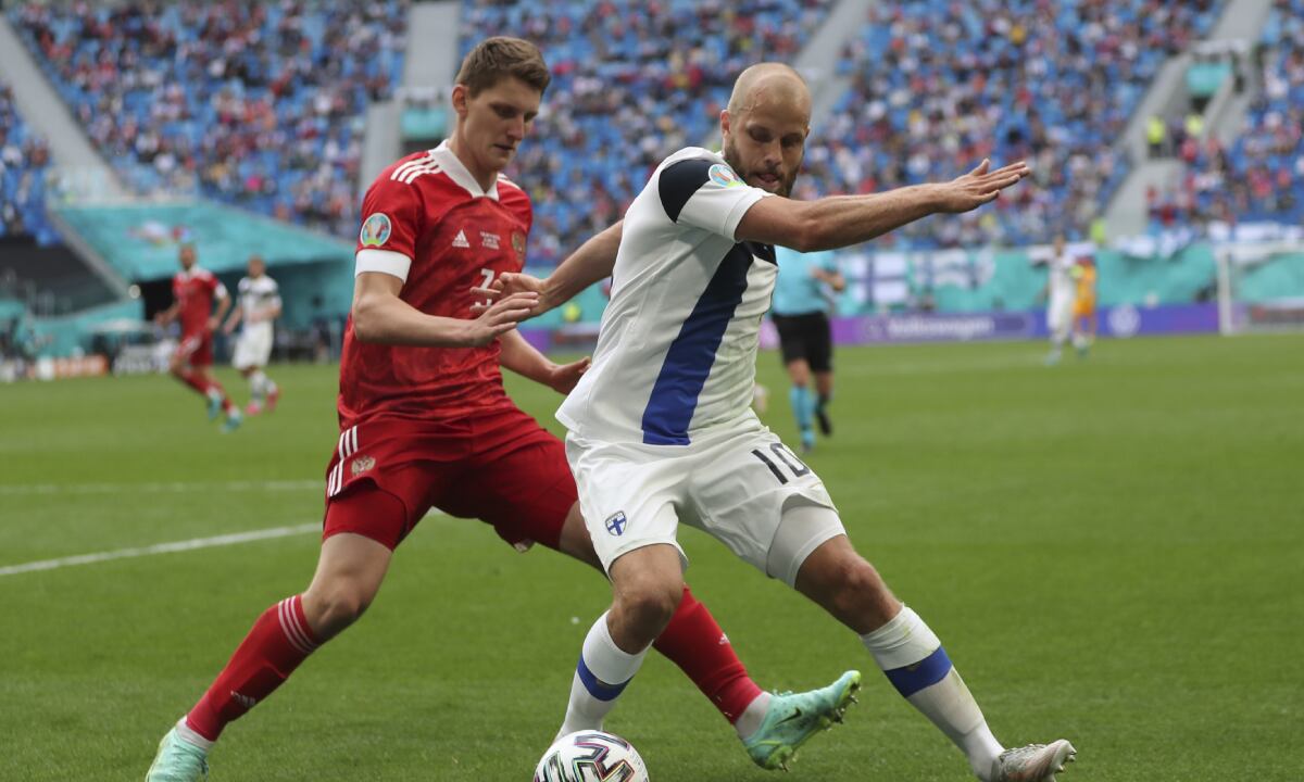 Finlandia vs. Rusia - Eurocopa. Foto: AP/Evgenia Novozhenina