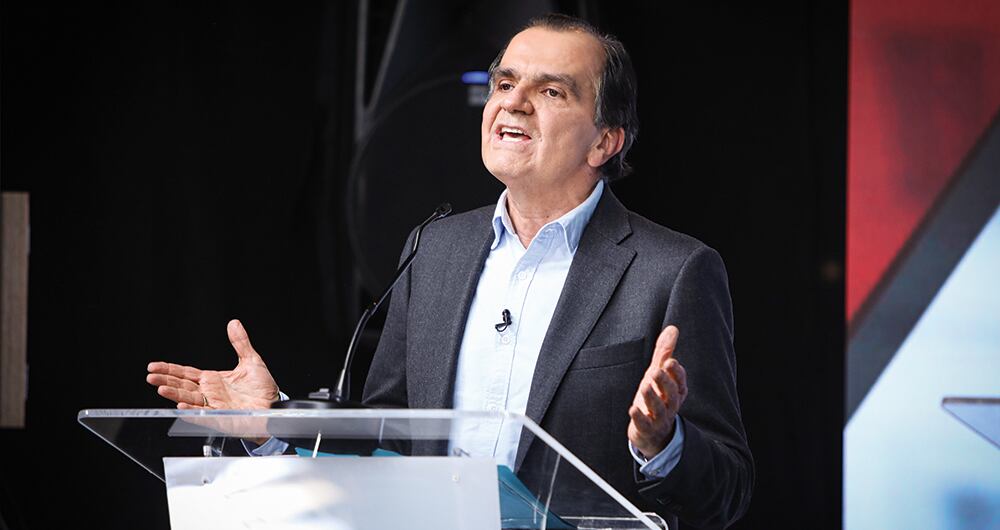 Zuluaga reconoce en los audios conocer el ingreso de los dineros.