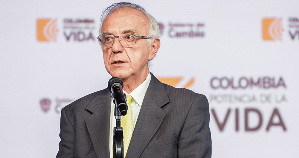Iván VelásquezMinistro de Defensa