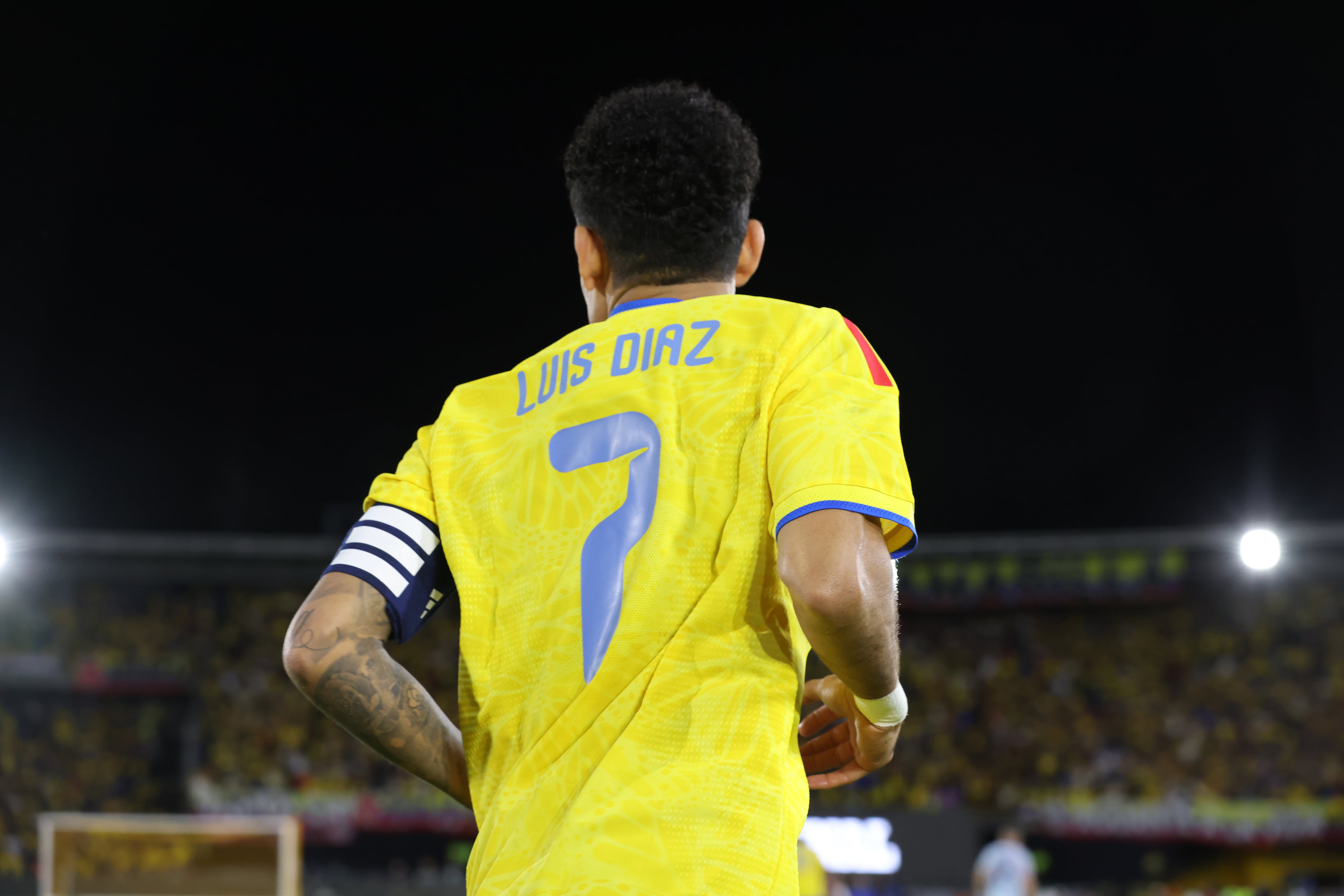 Luis Díaz jugada