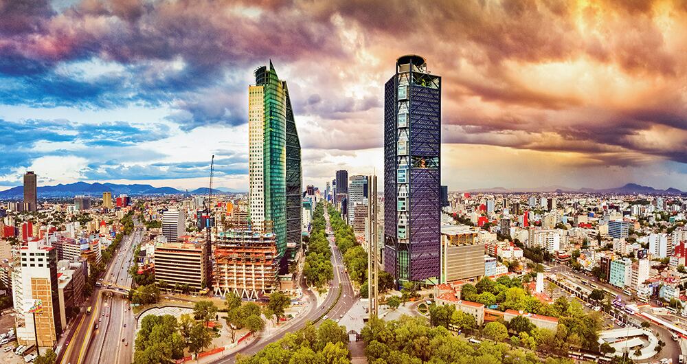  Ciudad de México (México)Otra ciudad que debe tener una población mayor, pero cifras oficiales indican que hay 9,2 millones de ciudadanos. 