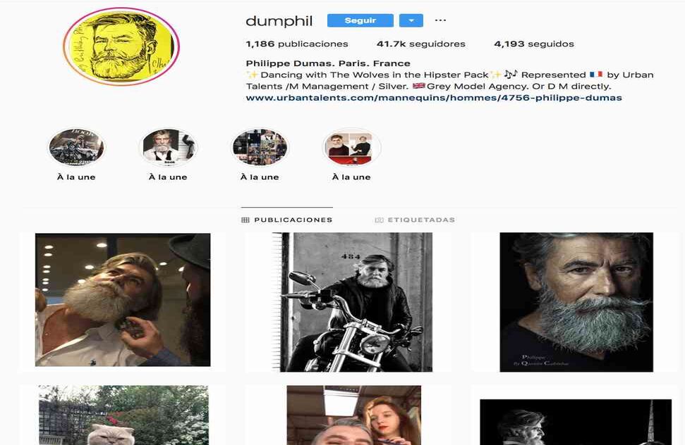 Philippe Dumas / @dumphil. Este francés de sesenta y dos años se hizo famoso sin querer, cuando su imagen llamó la atención de millones de personas en redes sociales. Su cuerpo, su barba blanca y su estilo hipster despertaron admiración y envidia. Ahora es uno de los adultos mayores más seguidos y uno de los hombres maduros que sirve como modelo a seguir para otros. ¿Cuál es el ideal de apariencia masculina a los sesenta años? Para muchas personas, la respuesta a esta pregunta es una fotografía de Philippe. 