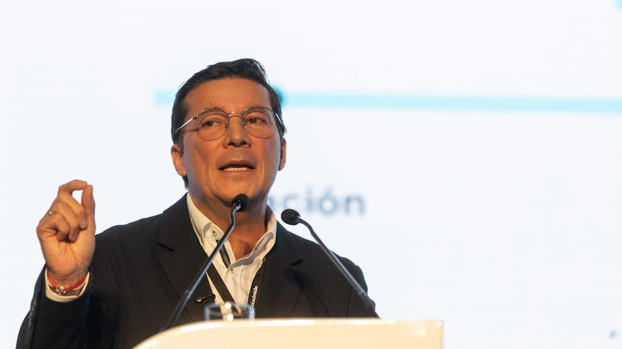 Hernán Penagos Giraldo, registrador Nacional en el Congreso de Fenalco en Medellín.