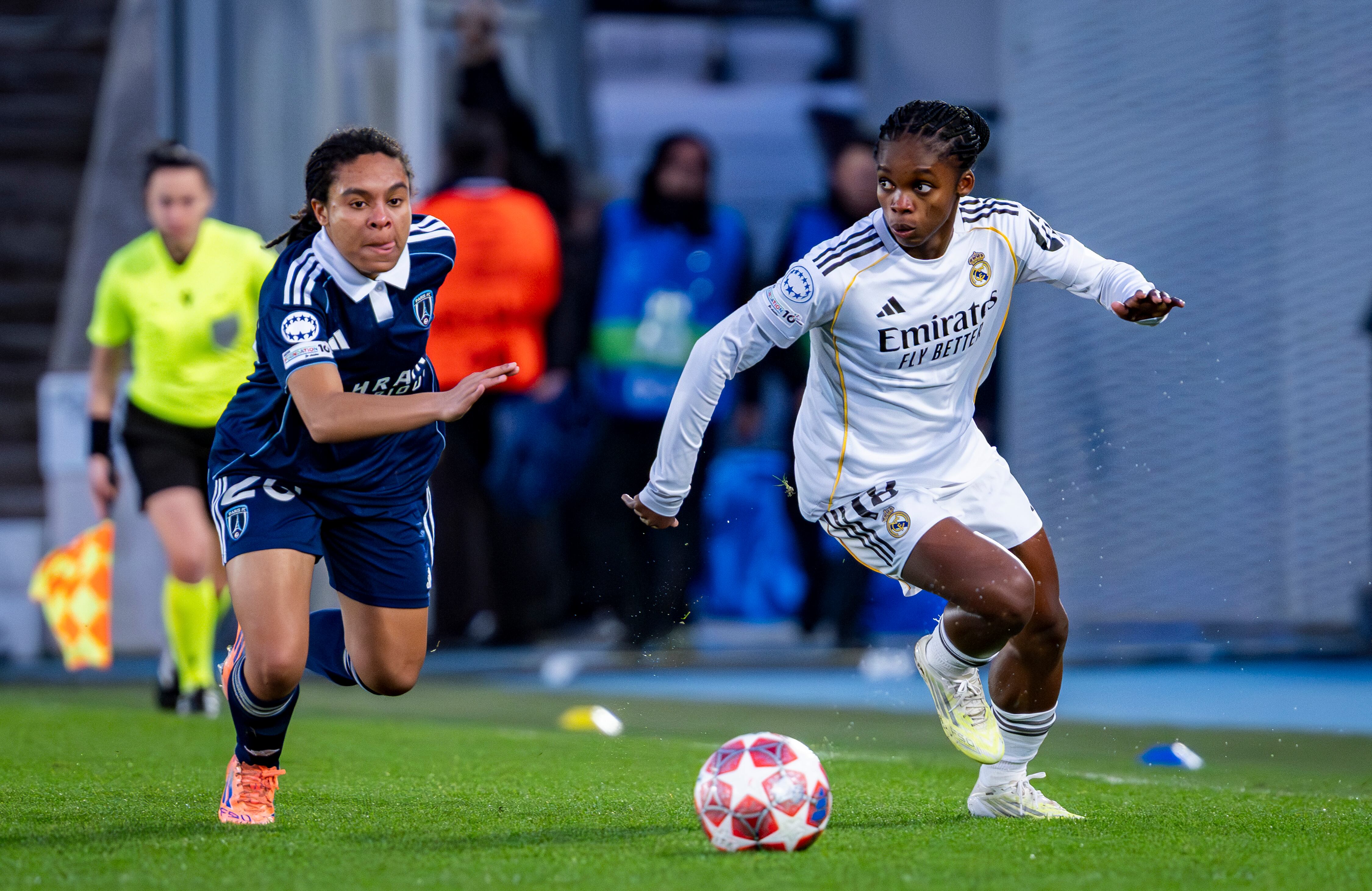 Linda Caicedo con Real Madrid ante París FC en Champions.
