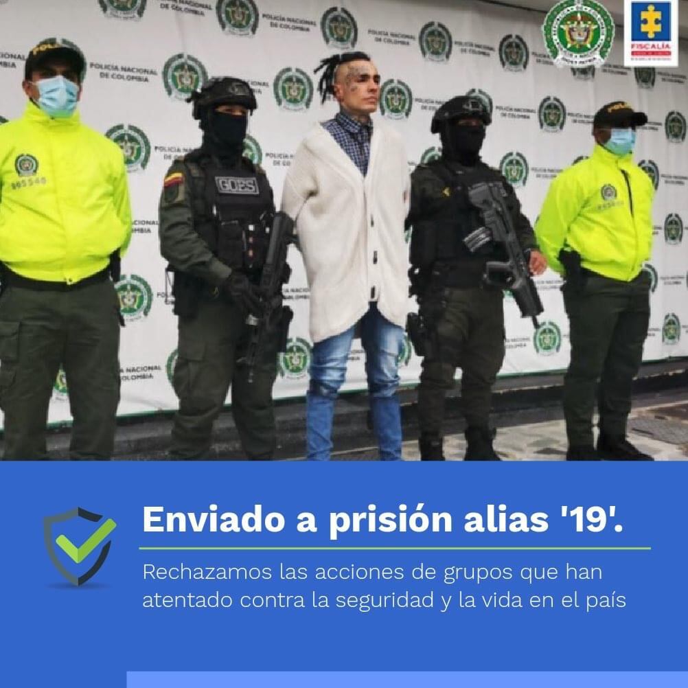 Alias 19 primera línea