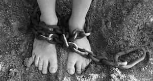 Militares y policias víctimas del secuestro y la toma de rehenes