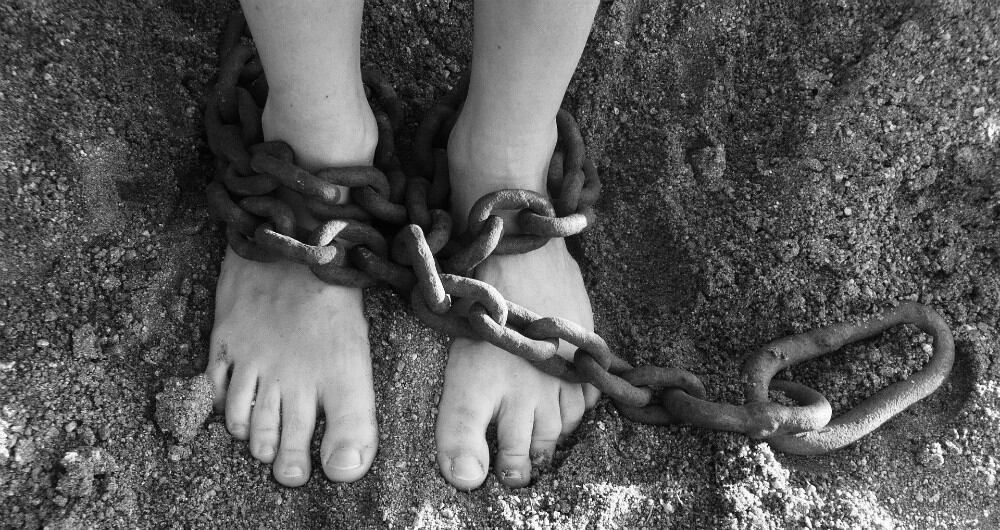 Militares y policias víctimas del secuestro y la toma de rehenes