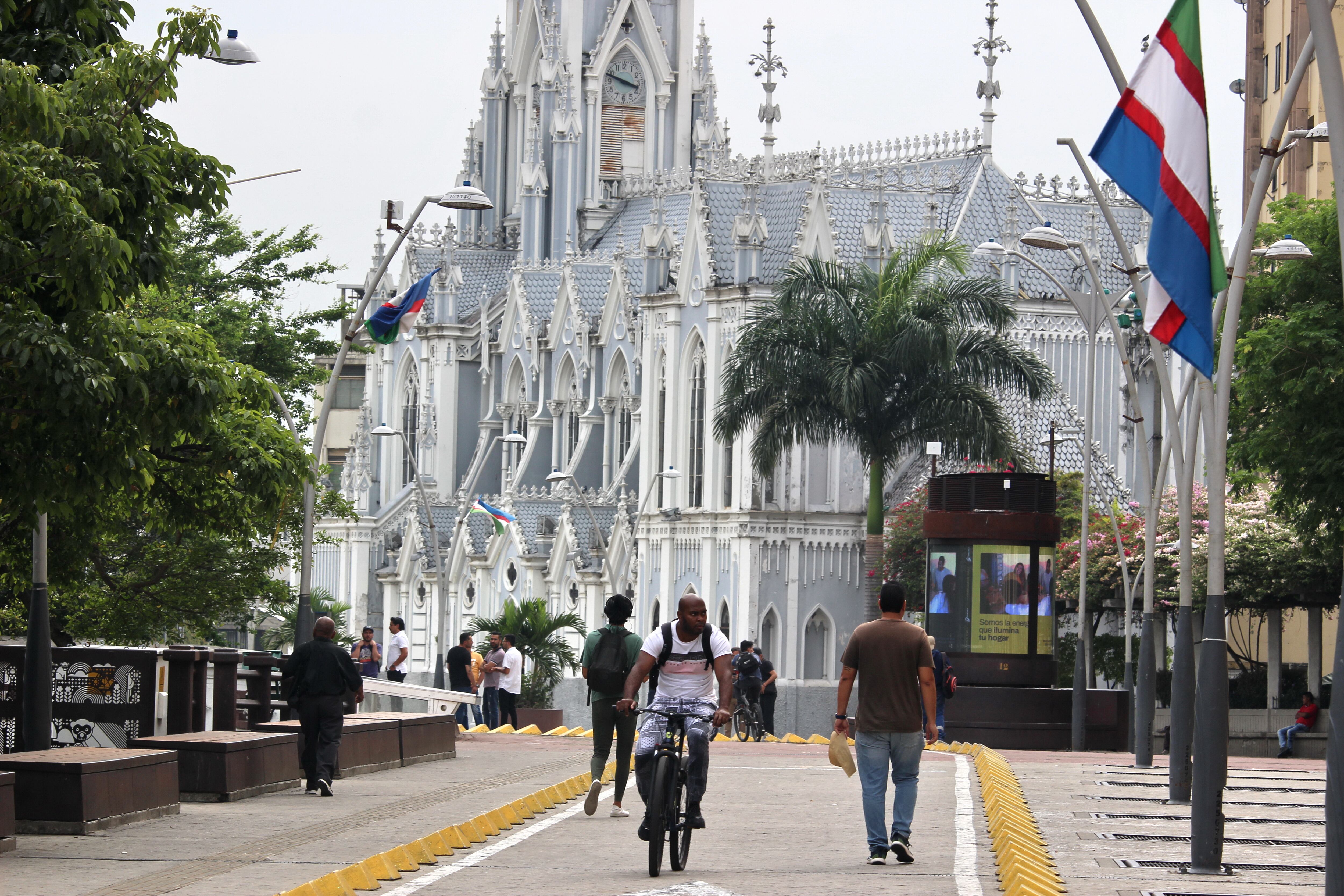 Aspectos de Cali panorámicas cultura