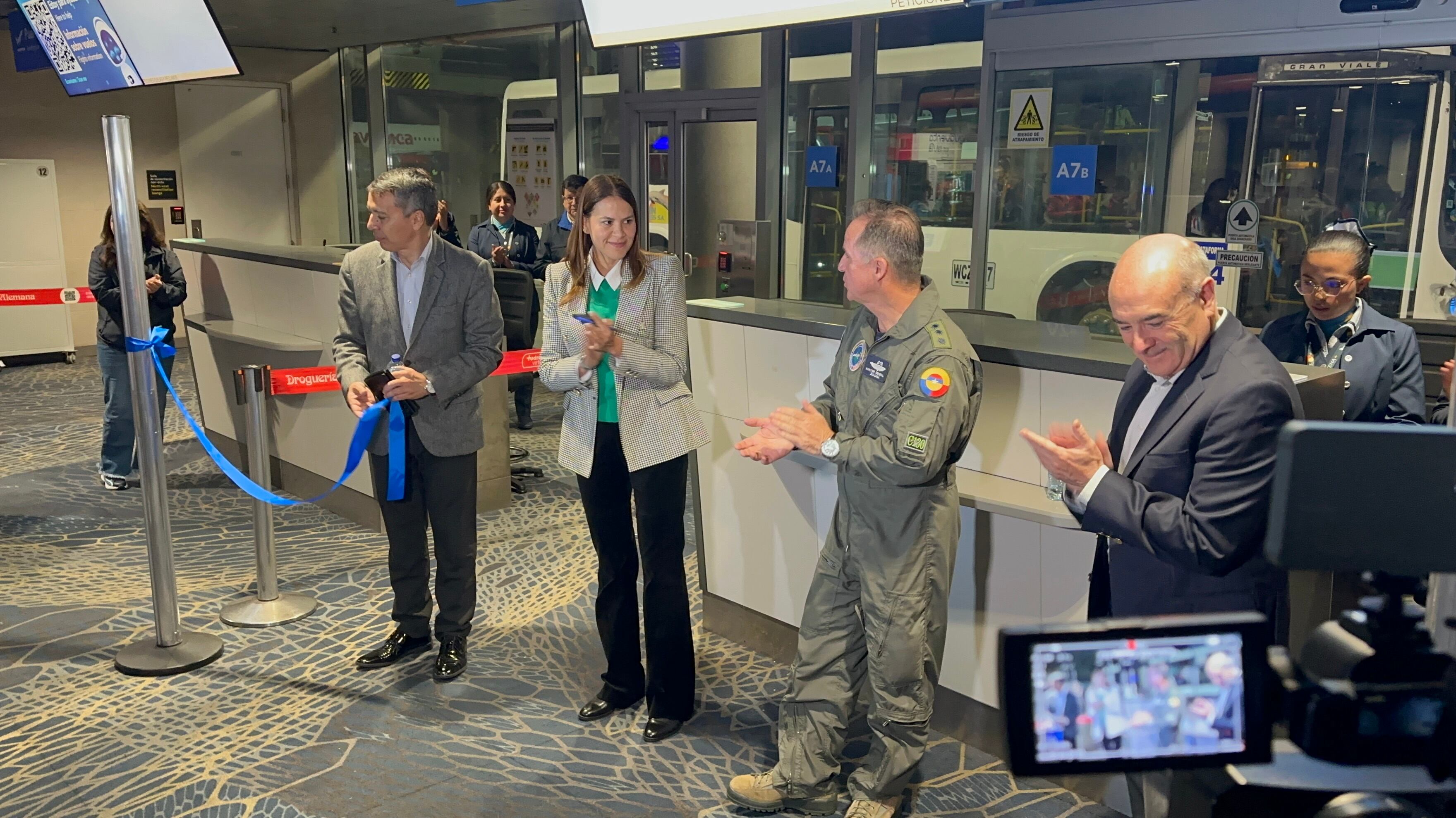 Primer vuelo Bogotá - Valencia, Venezuela
