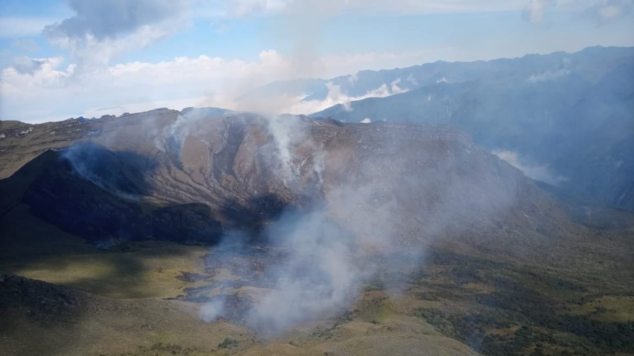 Incendio en el Páramo de Sumapaz dejó 130 hectáreas afectadas, según las cifras del Cuerpo de Bomberos de Bogotá.
