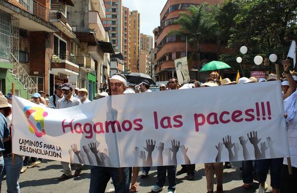 Así marcharon en Medellín. Fotografía: Juan Esteban Mejía / SEMANA