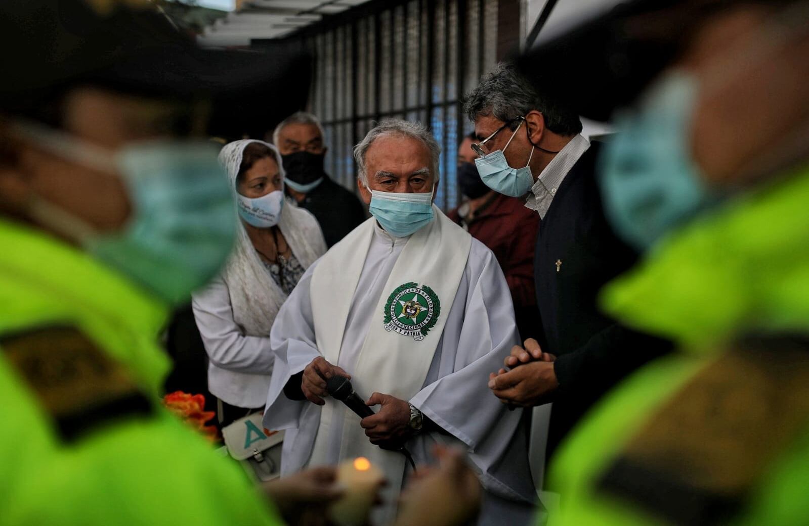 Homenaje velatón a Humberto Sabogal Policía asesinado en medio de un atraco en el sur de Bogotá