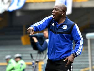 BOGOTA, COLOMBIA - FEBRUARY 16: Freddy Rincon, coach assistent of Millonarios shouts during a match between Millonarios and Atletico Huila as part of Torneo Apertura Liga Aguila 2019 at Estadio El Campin on February 16, 2019 in Bogota, Colombia. (Photo by Luis Ramirez/Vizzor Image/Getty Images)