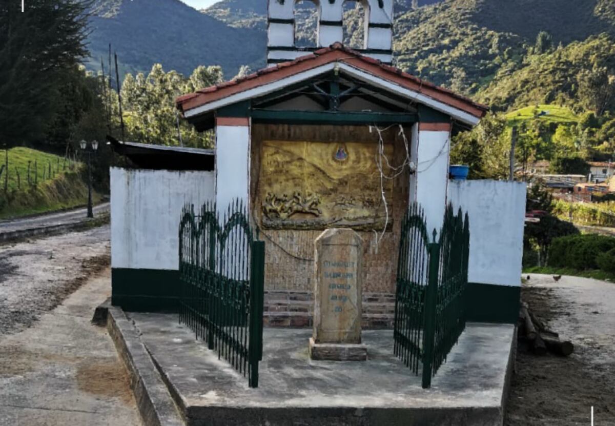 Monumento Piedra de Bolívar en Tutazá, Boyacá.