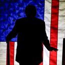 El candidato presidencial republicano, Donald Trump, llega a un mitin de campaña en el Rocky Mount Event Center, en Rocky Mount Carolina del Norte, el miércoles 30 de octubre de 2024.