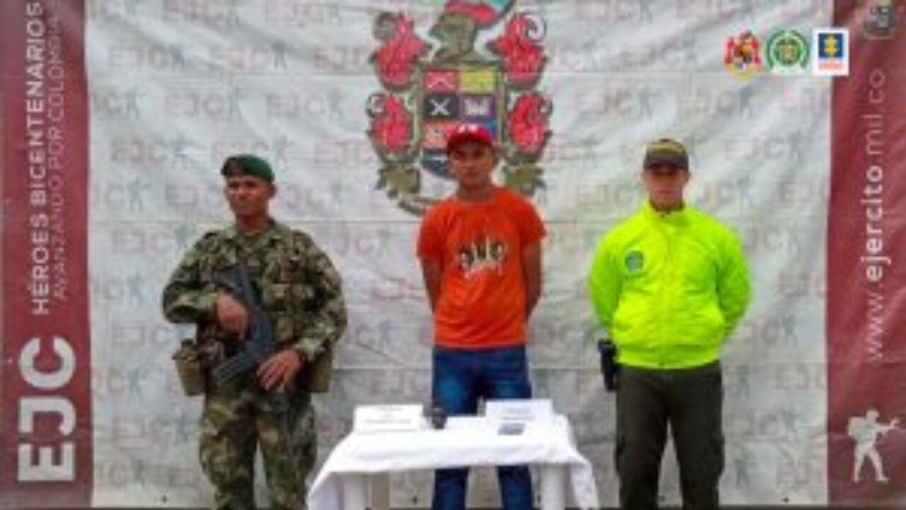 Alias el Flaco, según la investigación, sería el jefe urbano del Clan del Golfo en Cáceres, Antioquia