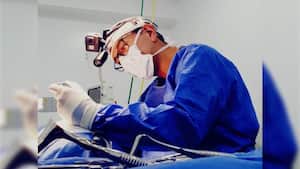 Doctor Mauricio Suárez.