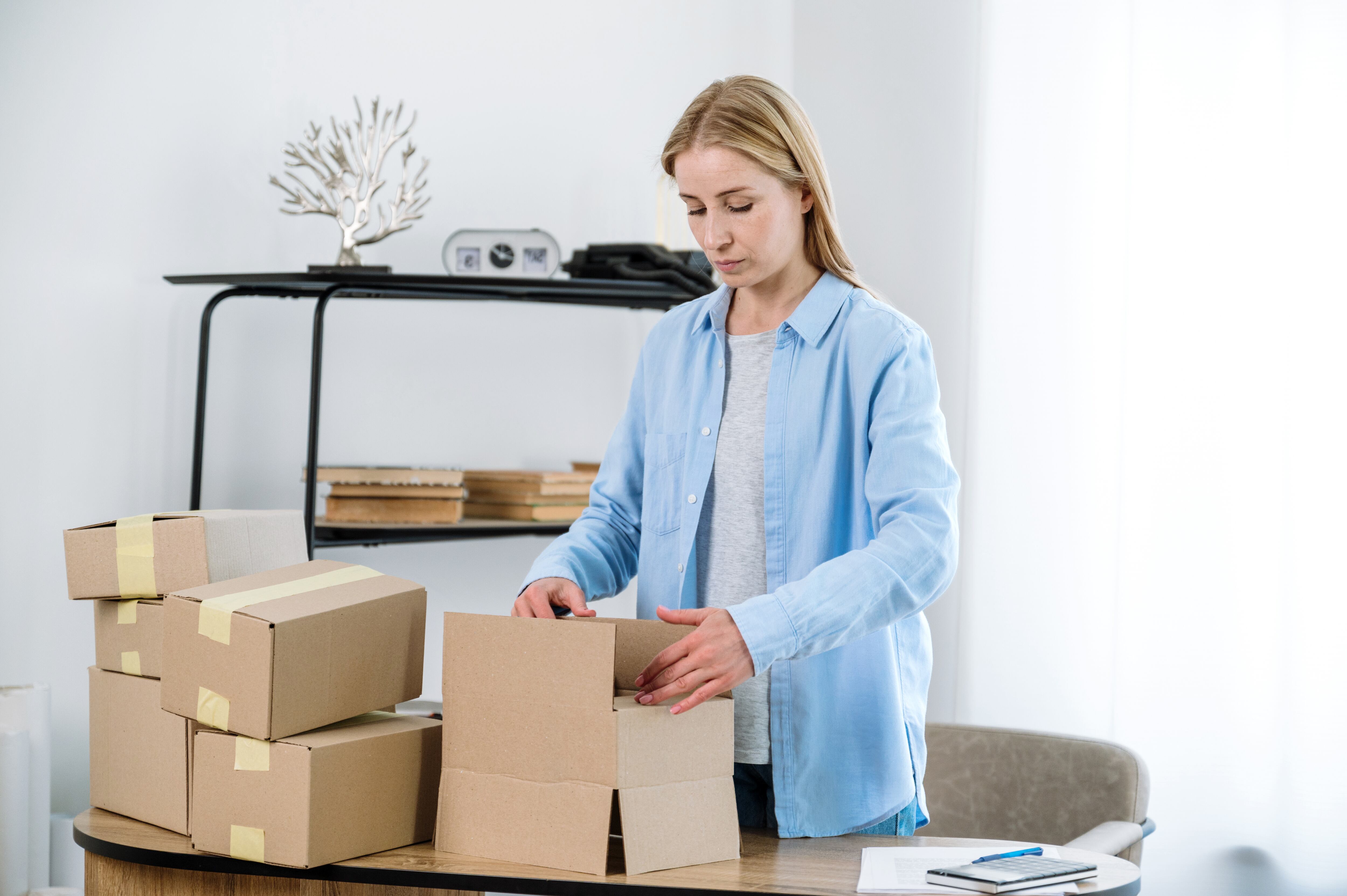 La estafa está relacionada con productos no solicitados.