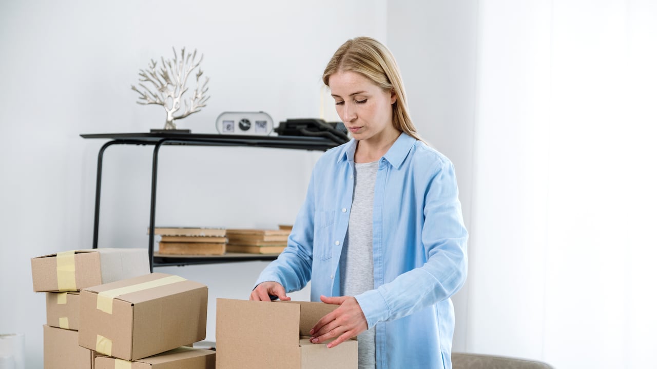 La estafa está relacionada con productos no solicitados.