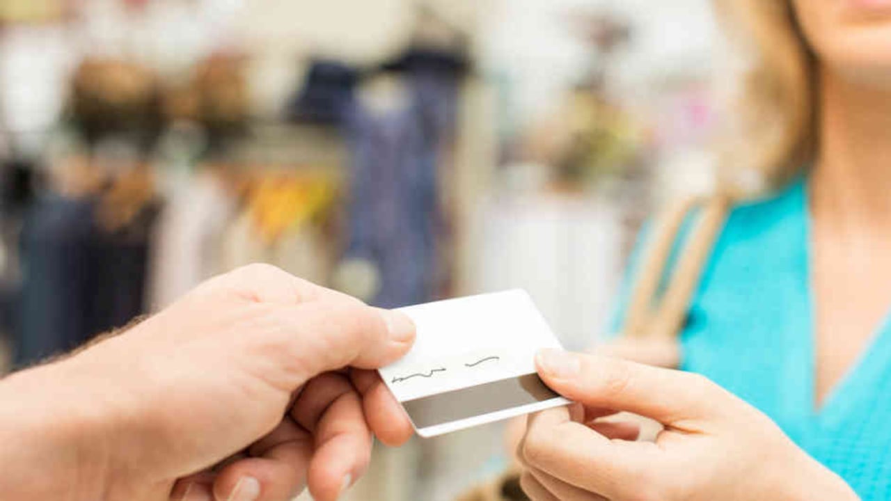 Los almacenes de cadena han sido fundamentales en el crecimiento de las tarjetas de crédito en el país.