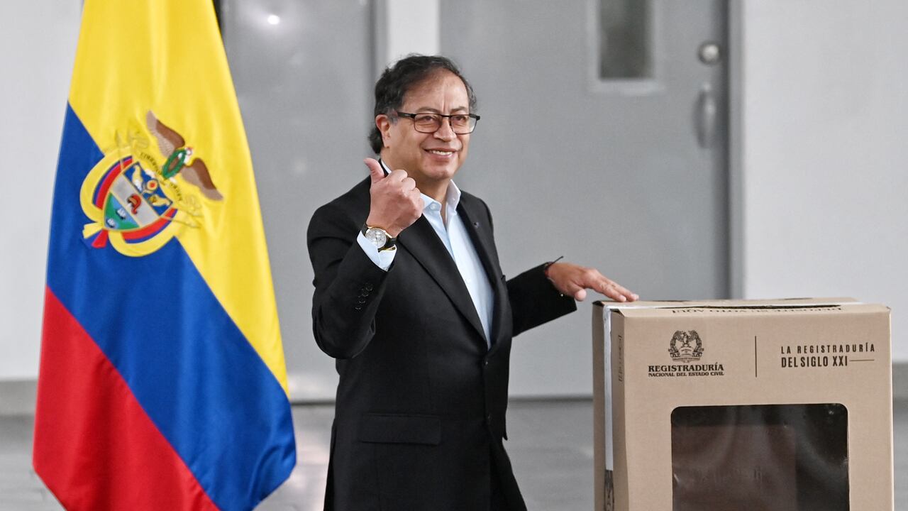 El presidente Gustavo Petro es el primer mandatario de Colombia en no votar en la Plaza de Bolívar.
