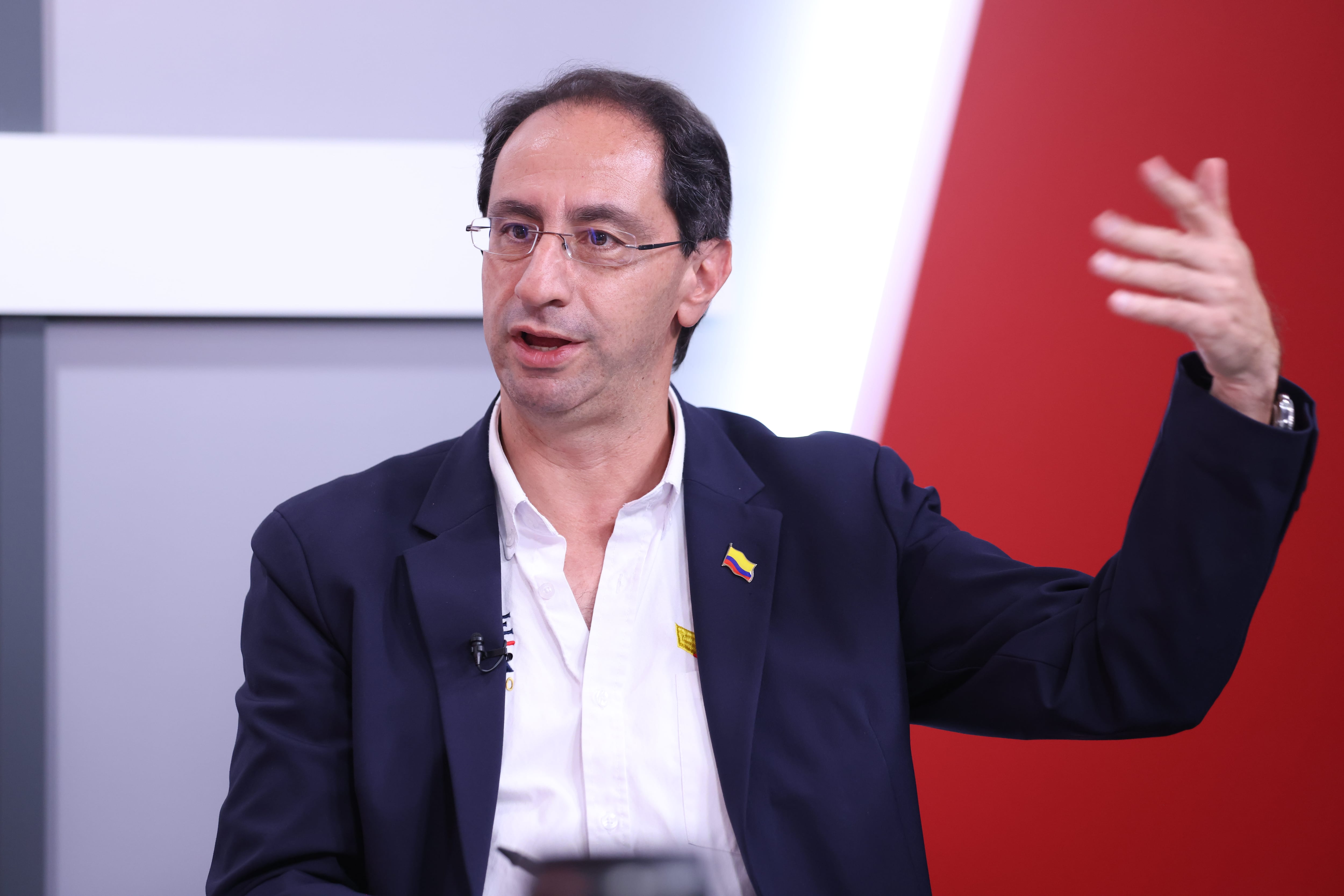 Entrevista a José Manuel Restrepo candidato a la vicepresidencia