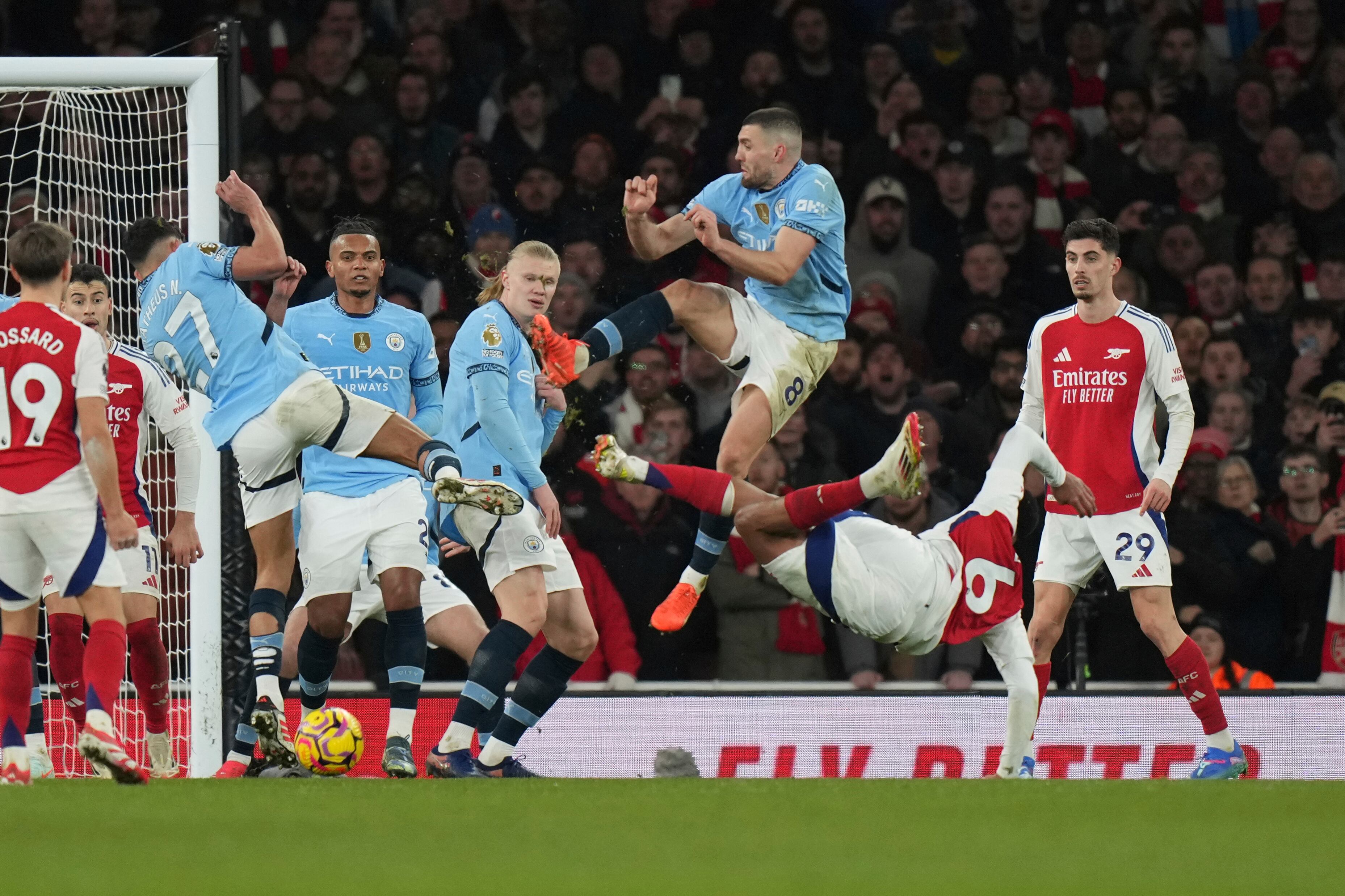 Arsenal vs. Manchester City, este domingo 2 de febrero, por la Premier League.