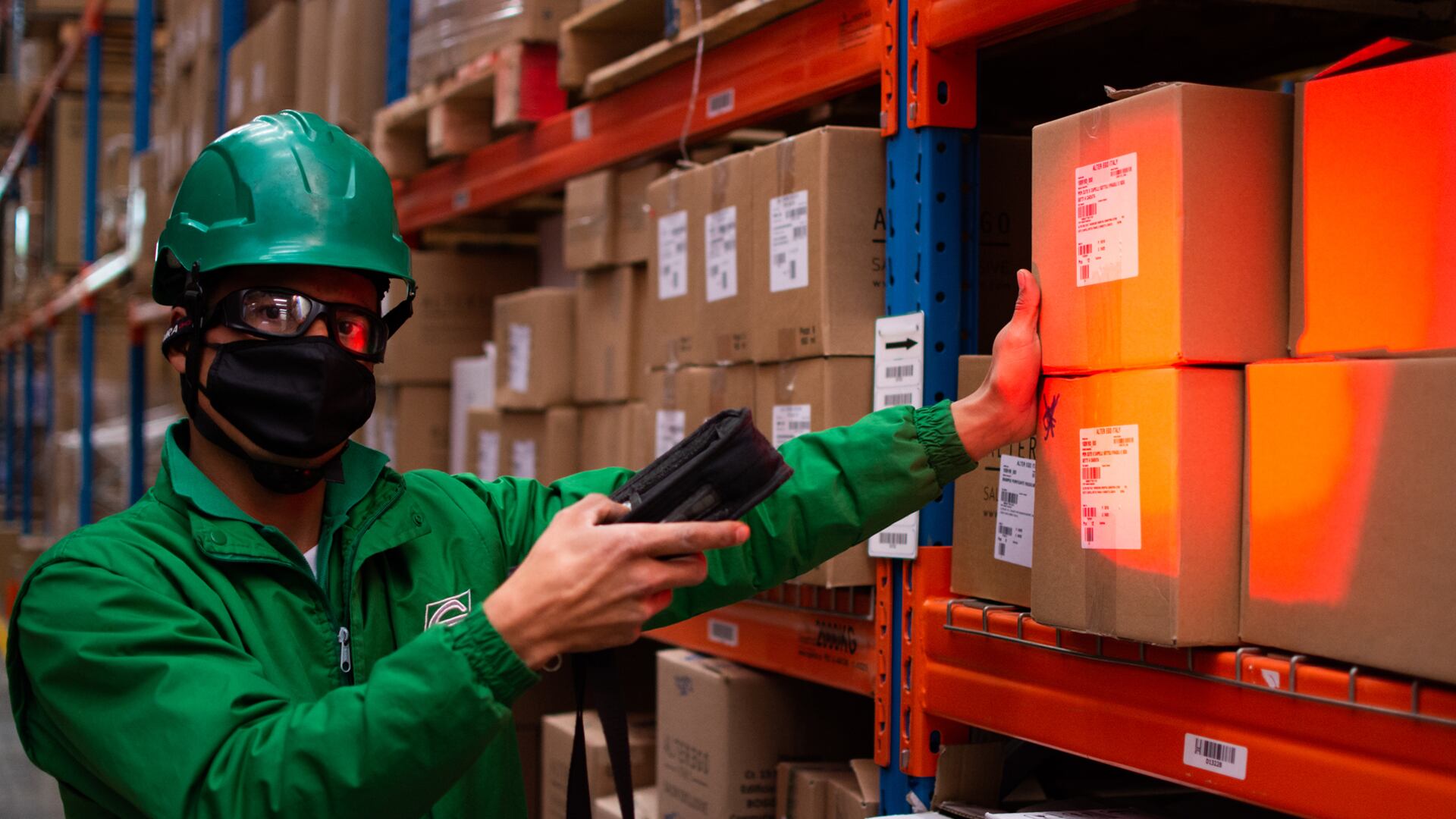 La plataforma también permite el seguimiento en línea del estado de los envíos.