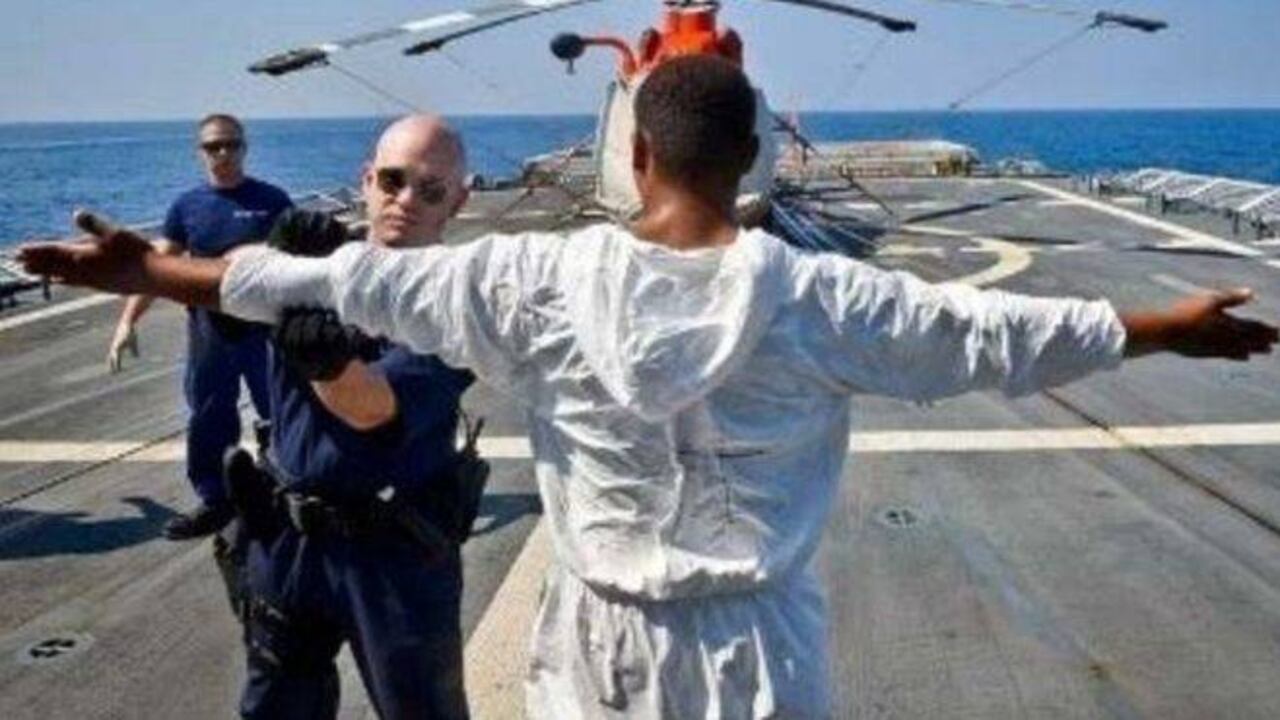 En 2017, USCG detuvo al menos a 700 personas que transportaban droga en altamar.