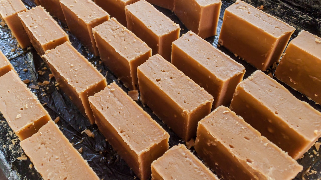 La panela aporta vitaminas y minerales que ayudan al buen funcionamiento del cuerpo humano.