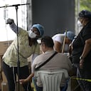 Decenas de miles de personas necesitan urgentemente alimentos y refugio en Venezuela debido a la devastación causada por dos fuertes terremotos que dejaron más de 1.700 muertos y 5.000 heridos, según informó la ONU el 30 de junio de 2026, mientras los médicos advertían sobre posibles brotes de enfermedades.